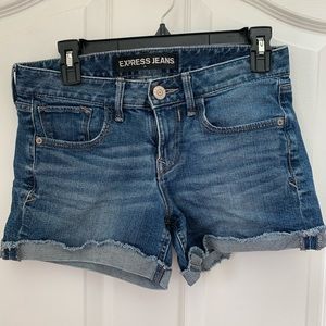 Express denim shorts size 4